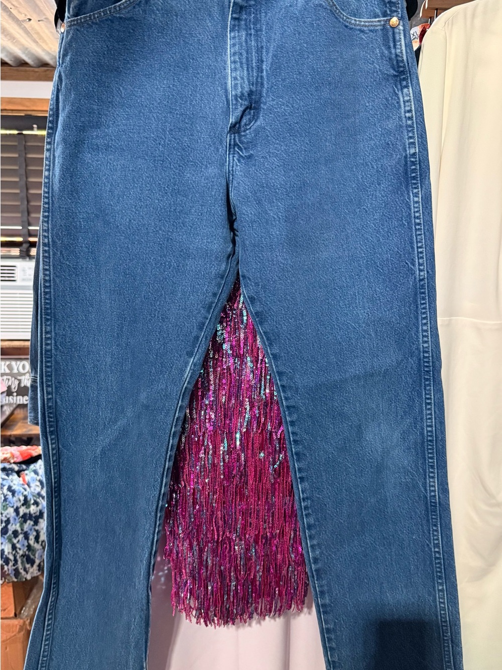 Wrangler Straight Leg Women's Jeans in Dark Blue Wash